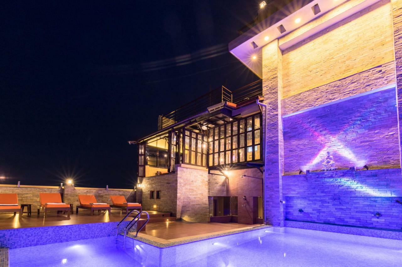 Hotel Mala 포카라 외부 사진
