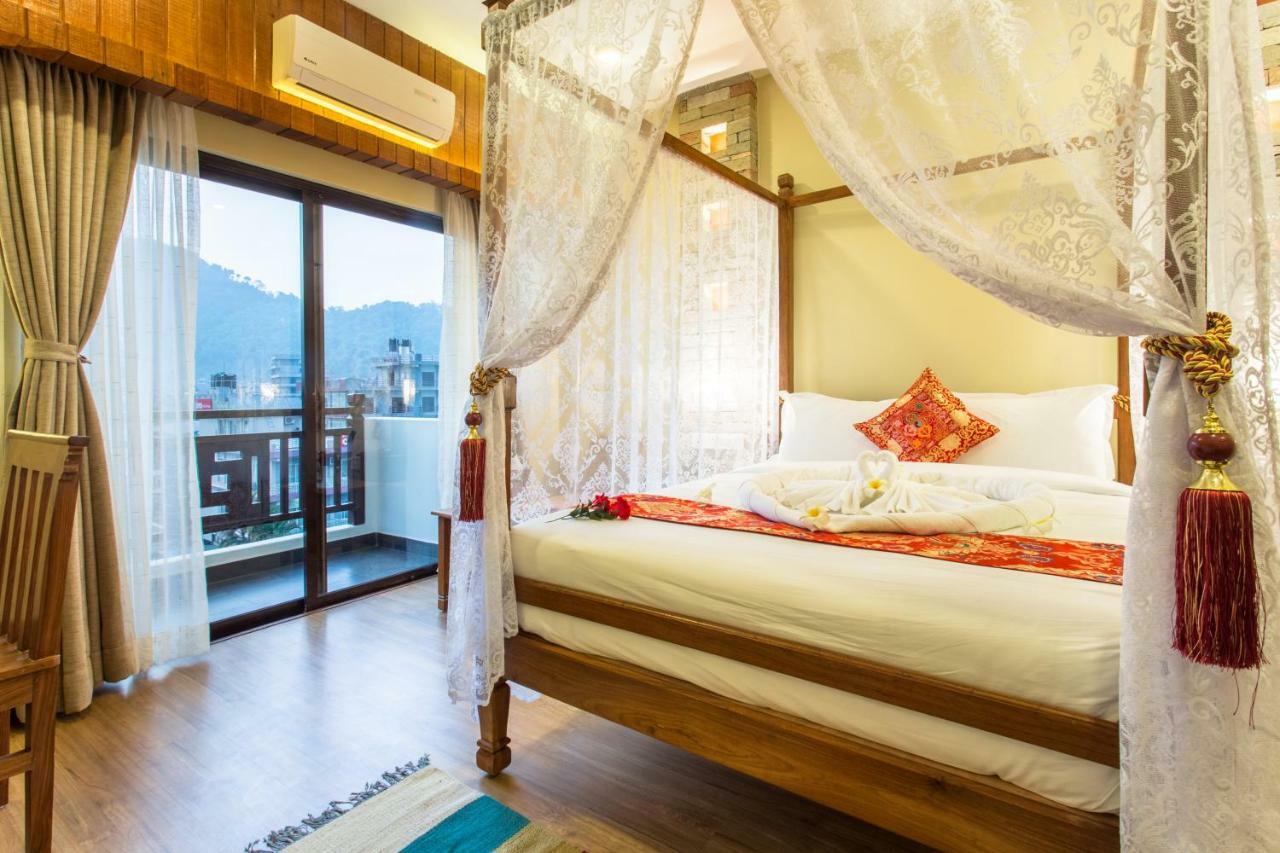Hotel Mala 포카라 외부 사진